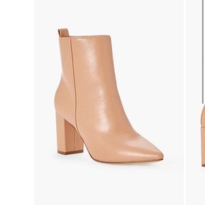 Justfab Olyvia block heeled booties